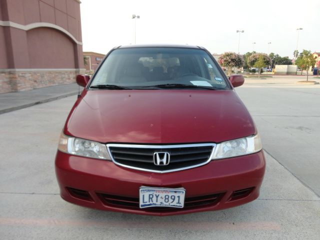 Honda Odyssey 2003 photo 3