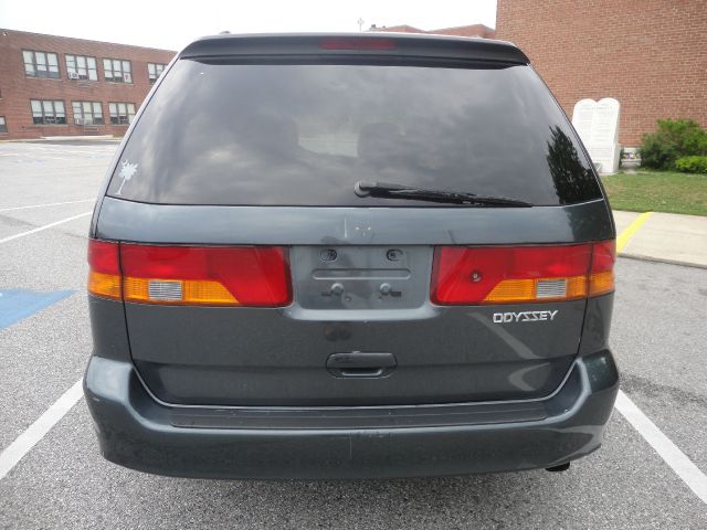 Honda Odyssey 2003 photo 3