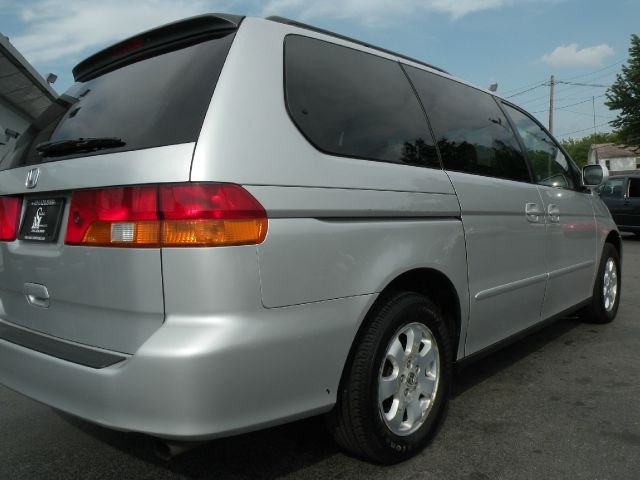 Honda Odyssey 2003 photo 10