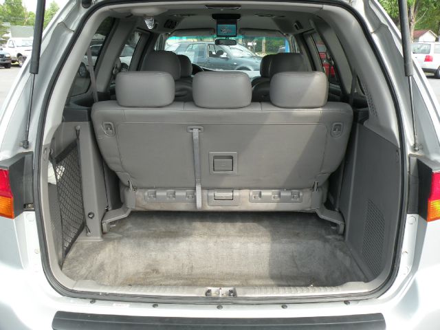 Honda Odyssey 2003 photo 20