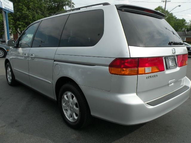 Honda Odyssey 2003 photo 9