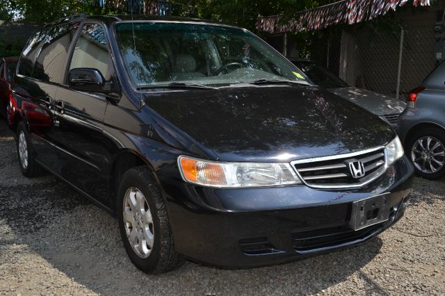 Honda Odyssey 2003 photo 1