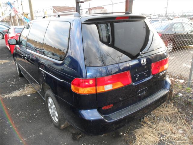 Honda Odyssey 2003 photo 2