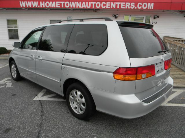 Honda Odyssey 2003 photo 3