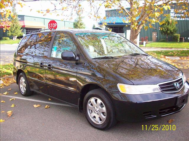 Honda Odyssey 2003 photo 1