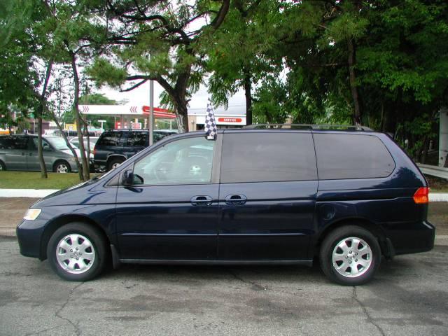 Honda Odyssey 2003 photo 1