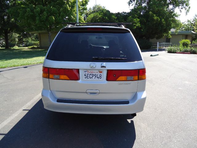 Honda Odyssey 2003 photo 4