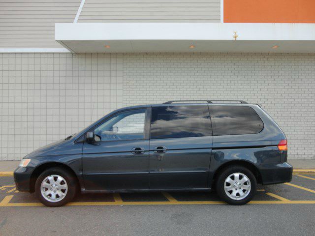 Honda Odyssey 2003 photo 1