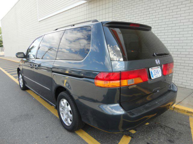 Honda Odyssey 2003 photo 4