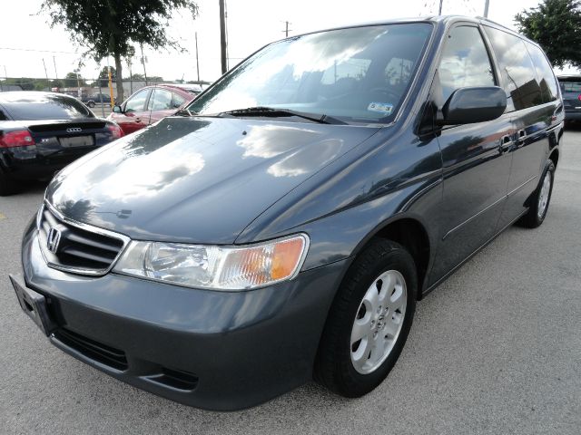 Honda Odyssey 2003 photo 17