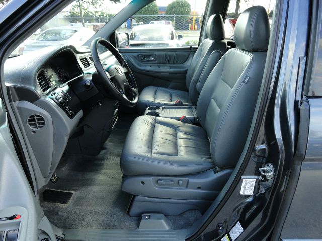 Honda Odyssey 2003 photo 4