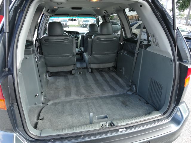 Honda Odyssey 2003 photo 8