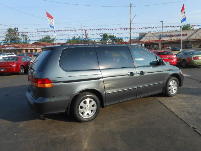 Honda Odyssey 2003 photo 17