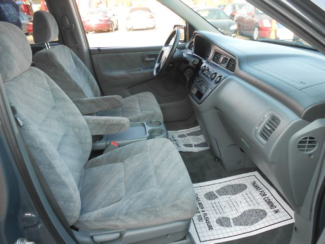 Honda Odyssey 2003 photo 8