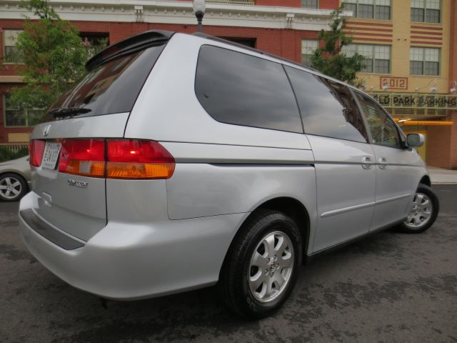 Honda Odyssey 2003 photo 4