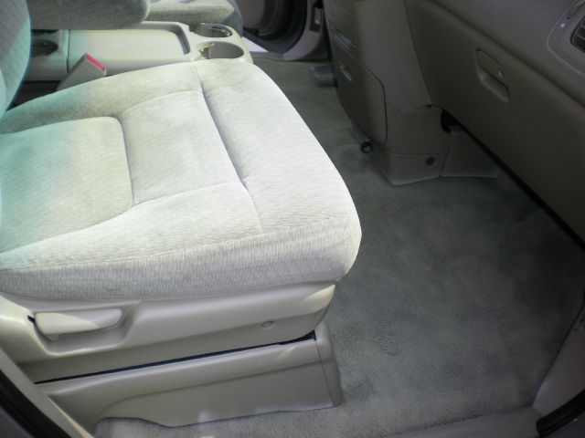 Honda Odyssey 2003 photo 3