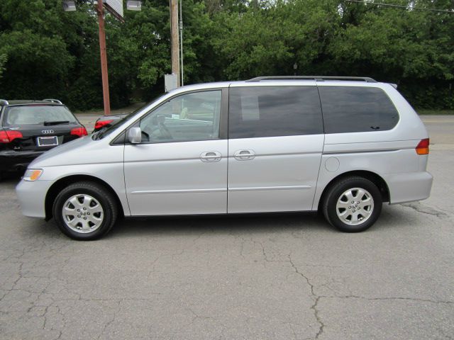 Honda Odyssey 2003 photo 10