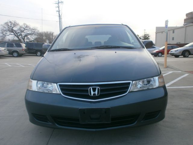 Honda Odyssey 2003 photo 3