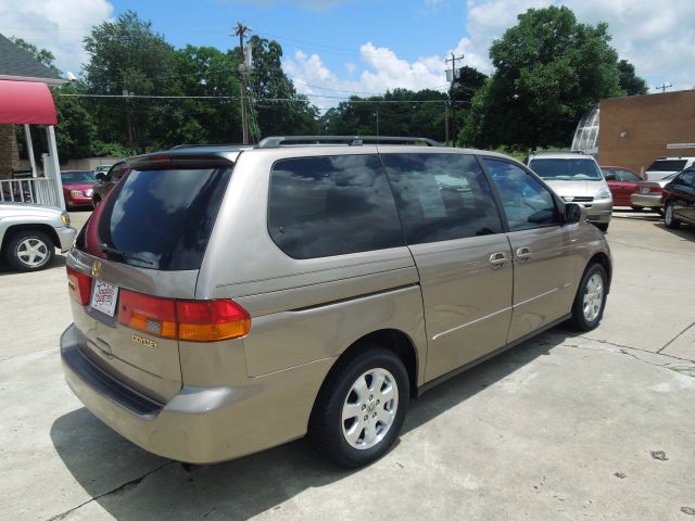 Honda Odyssey 2003 photo 4