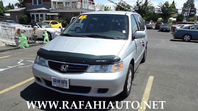 Honda Odyssey 2003 photo 1