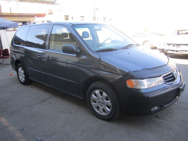 Honda Odyssey 2003 photo 3