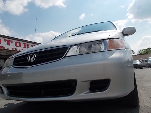 Honda Odyssey 2003 photo 9