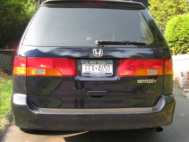 Honda Odyssey 2003 photo 3