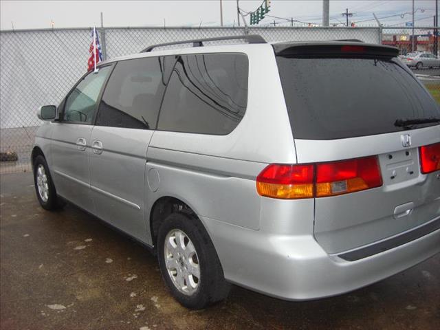 Honda Odyssey 2003 photo 1