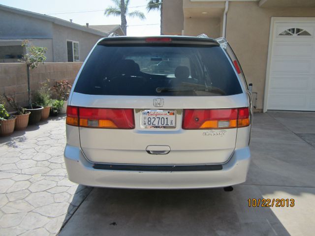 Honda Odyssey 2003 photo 1