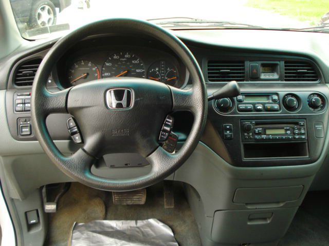 Honda Odyssey Open-top MiniVan