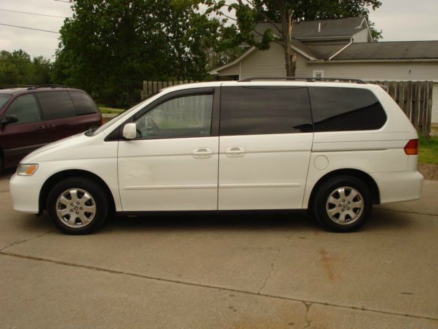 Honda Odyssey 2003 photo 4