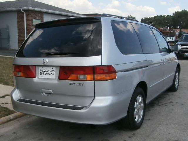 Honda Odyssey 2003 photo 1