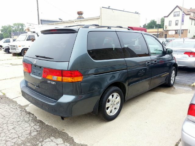 Honda Odyssey 2003 photo 1