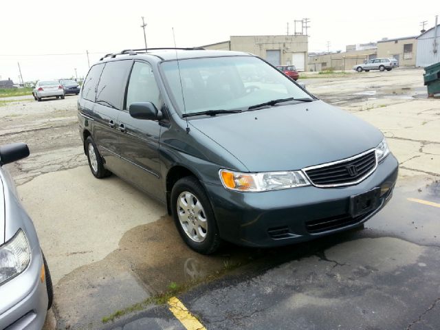 Honda Odyssey 2003 photo 3