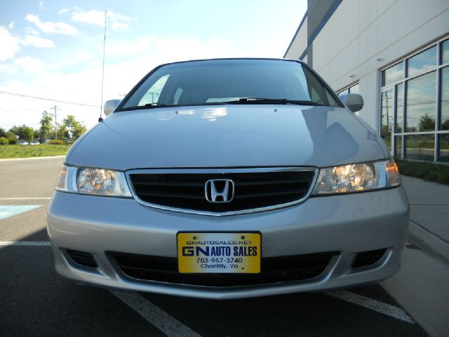 Honda Odyssey 2003 photo 3