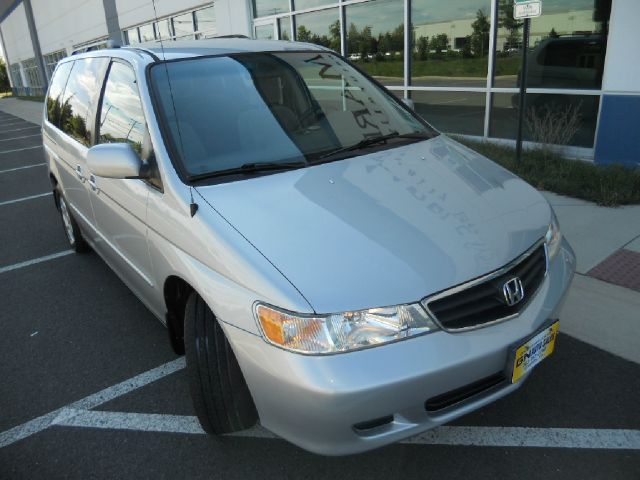 Honda Odyssey 2003 photo 4