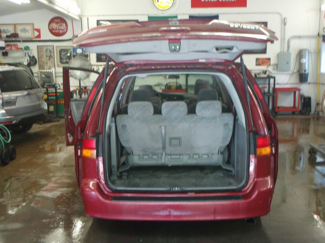 Honda Odyssey 2003 photo 1