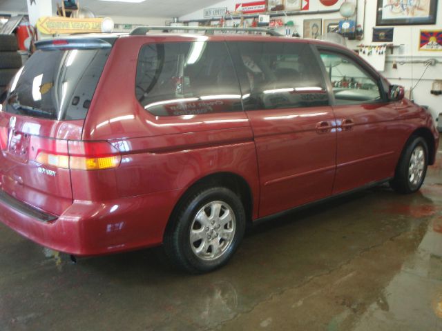 Honda Odyssey 2003 photo 3