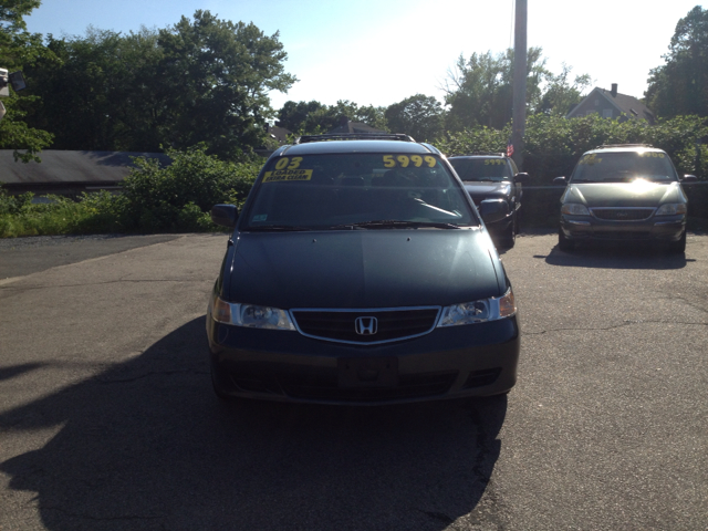 Honda Odyssey 2003 photo 1