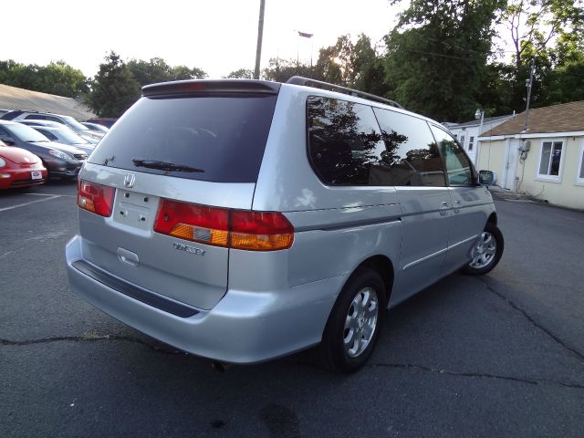 Honda Odyssey 2003 photo 1