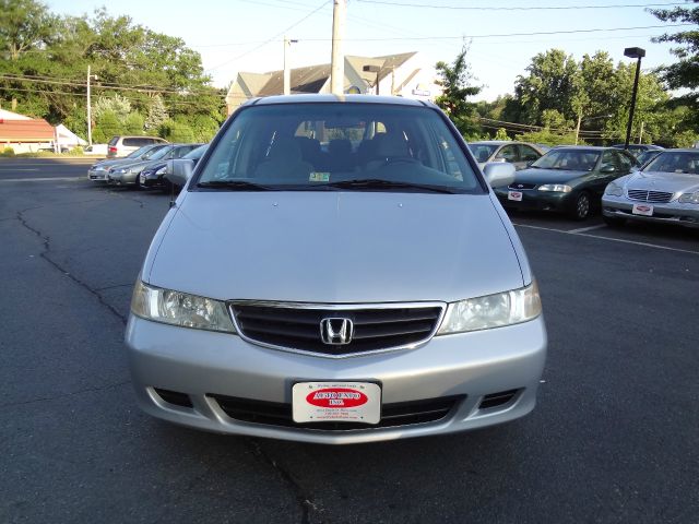 Honda Odyssey 2003 photo 3