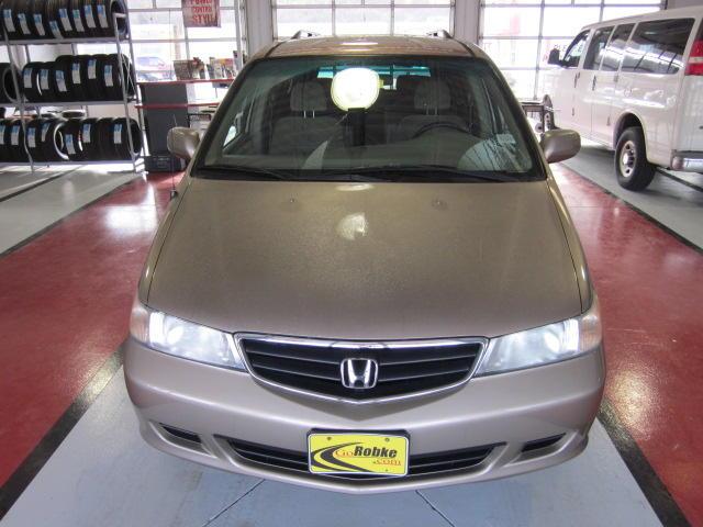 Honda Odyssey 2003 photo 3