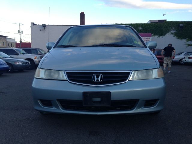 Honda Odyssey 2003 photo 4