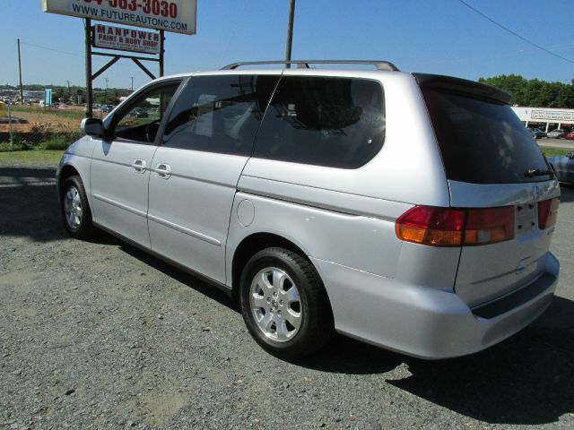 Honda Odyssey 2003 photo 1