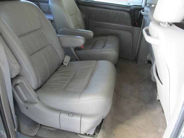 Honda Odyssey 2003 photo 7