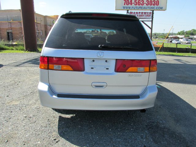 Honda Odyssey 2003 photo 8