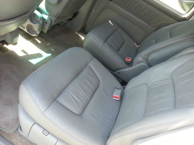 Honda Odyssey 2003 photo 1