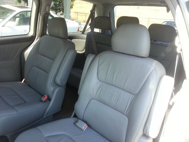 Honda Odyssey 2003 photo 11