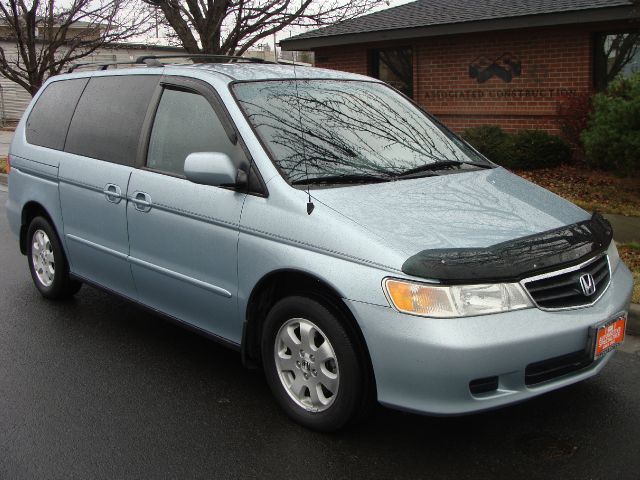 Honda Odyssey 2003 photo 3