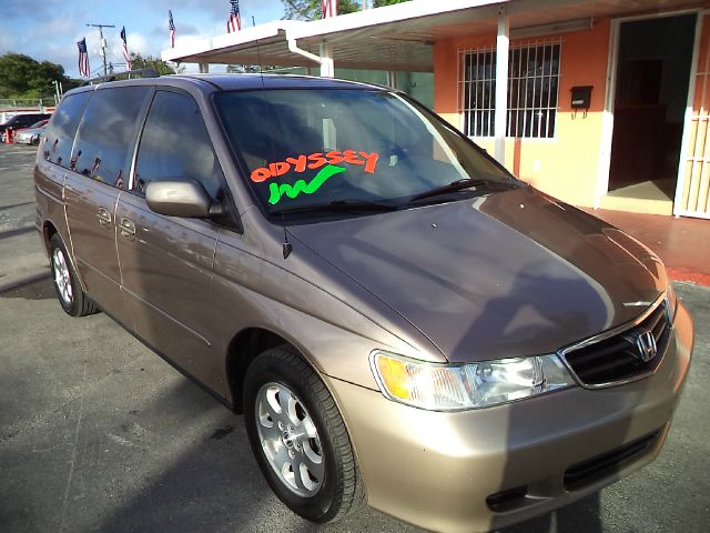 Honda Odyssey 2003 photo 1